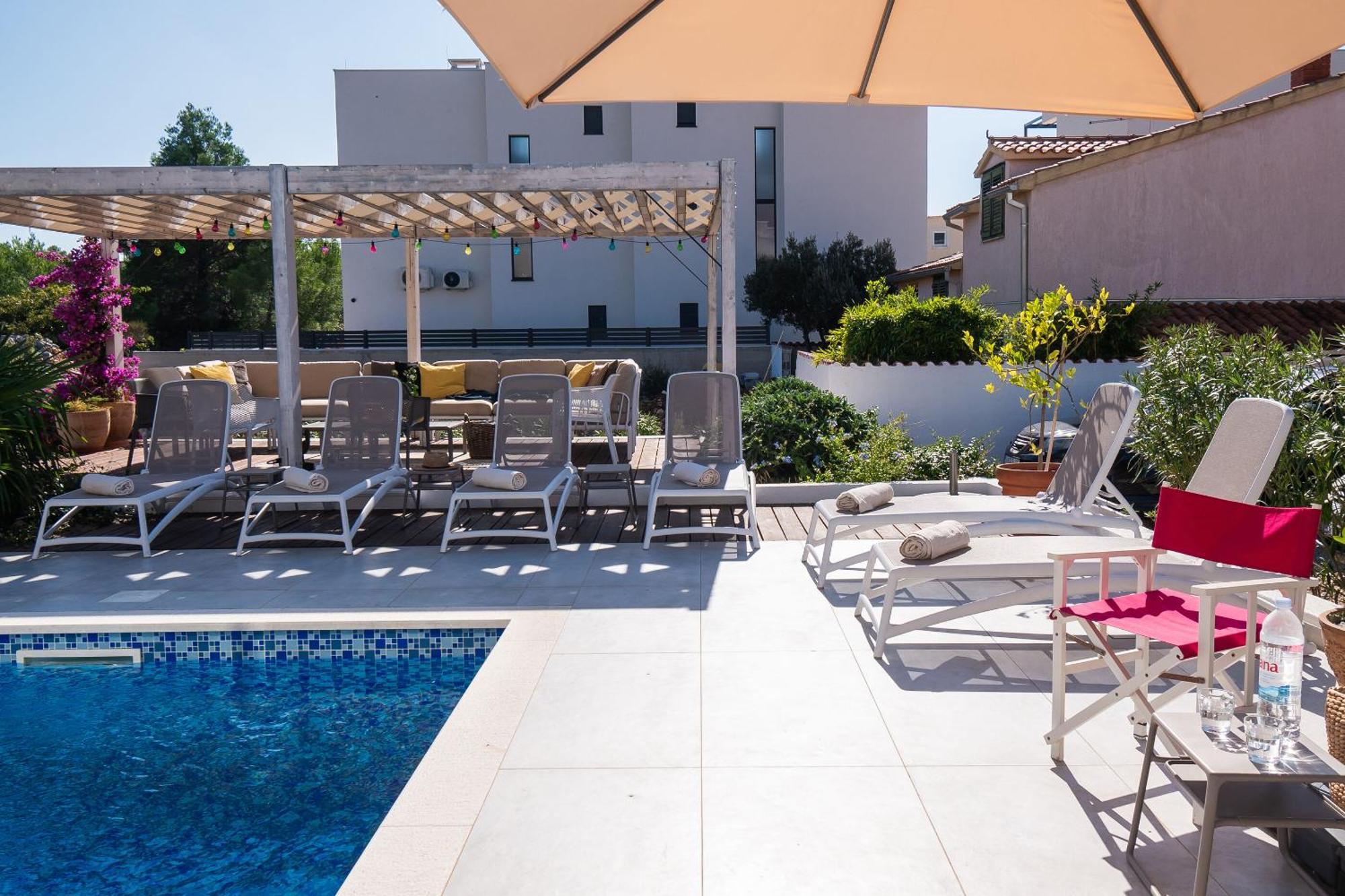Apartments Villa Adriana II ซรีมา ภายนอก รูปภาพ