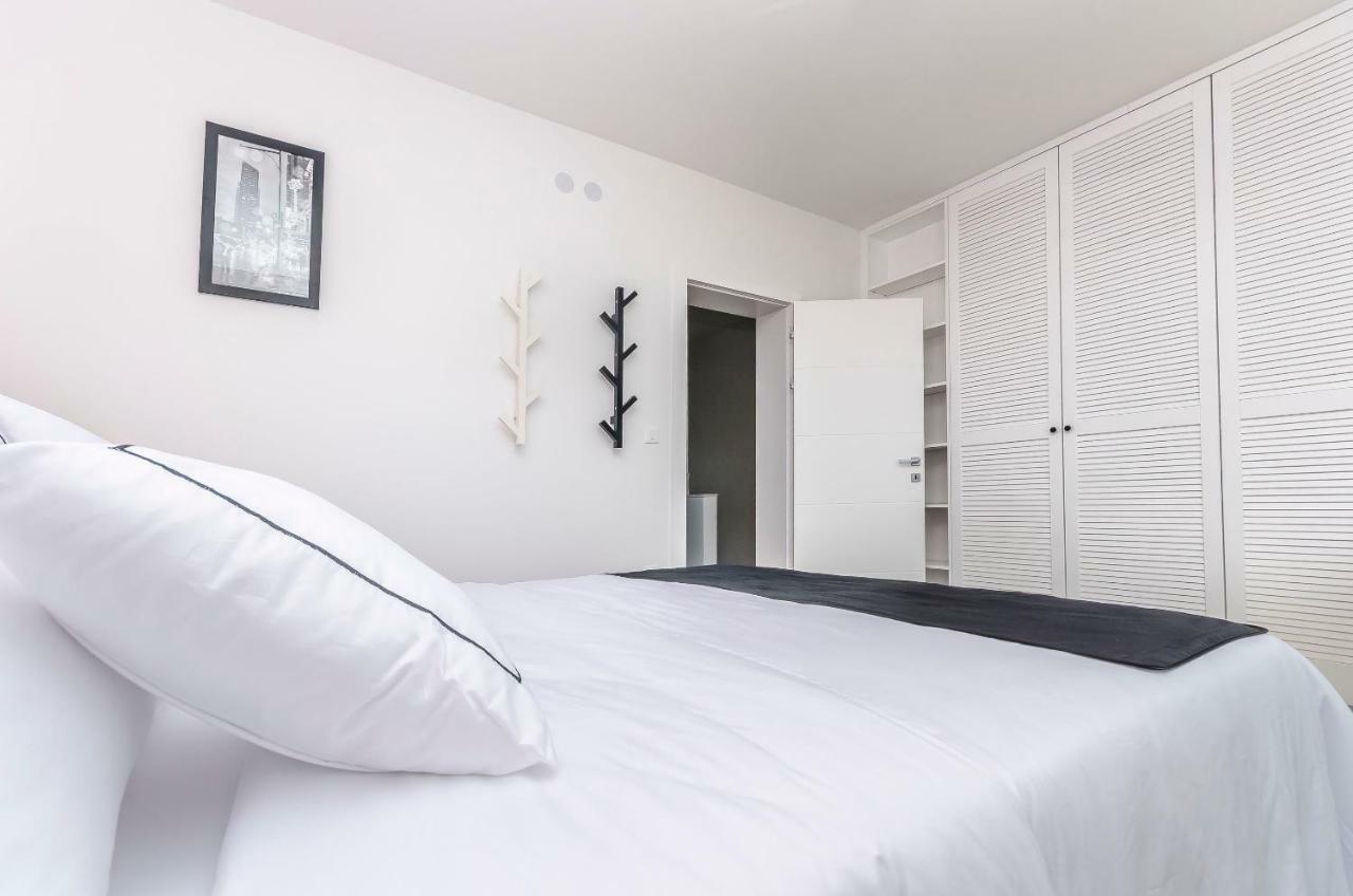 Apartments Villa Adriana II ซรีมา ภายนอก รูปภาพ