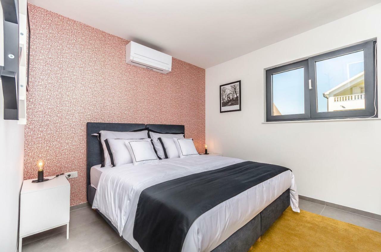Apartments Villa Adriana II ซรีมา ภายนอก รูปภาพ